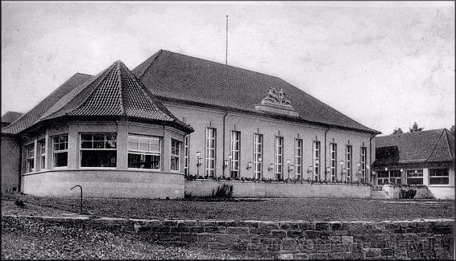 22_BS074.jpg - Dom Oficera (kasyno oficerskie) przed 1945r
