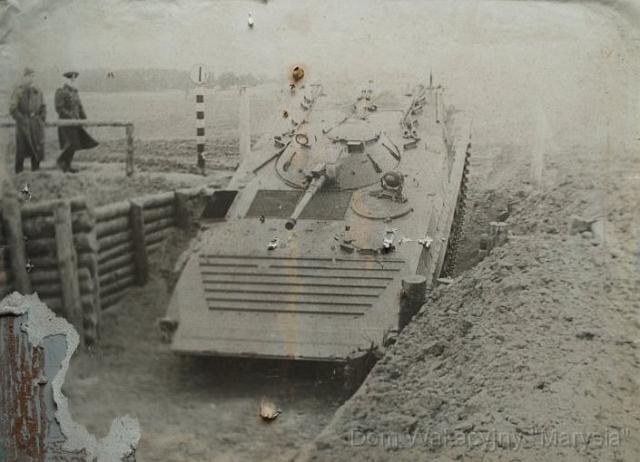 38_PC057595.JPG - Po 1945r